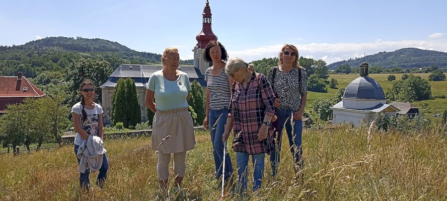 panorama z louky nad mýdlárnou